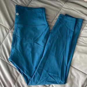 Lululemon Leggings - size 8 - 23”